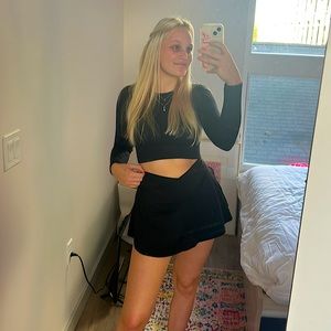 HALARA Black Crossover Skirt with pockets!!